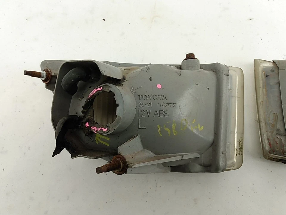 Par de luces de esquina de señal de giro delanteras Lexus SC400 SC300 para 1992-2000 Foto 4 de 4