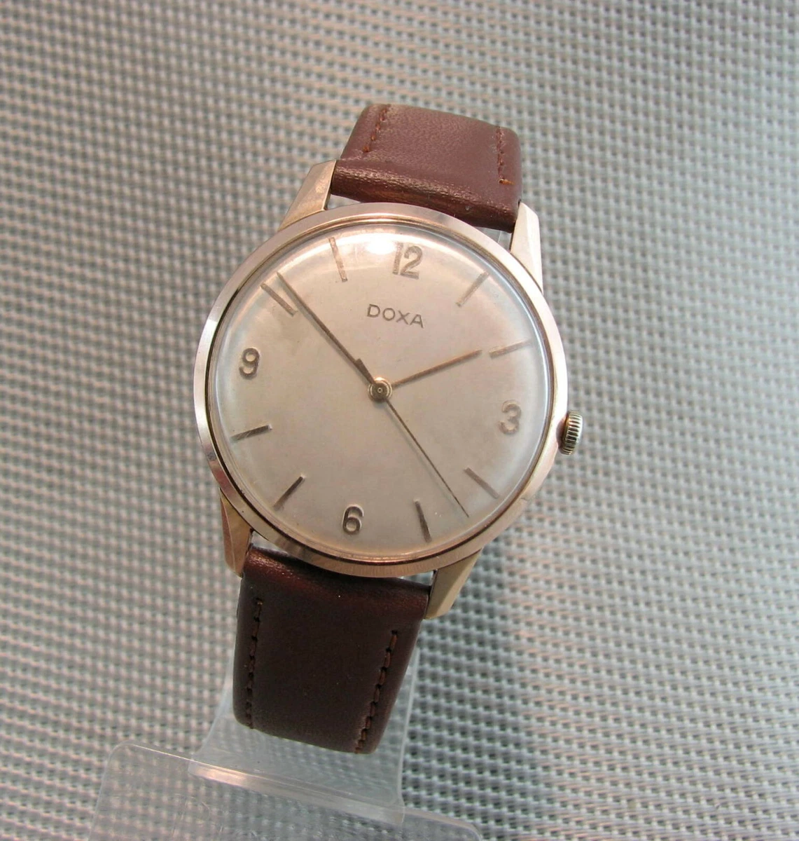 Zegarek vintage DOXA 35 mm ETA Incabloc 17 Jewels Swiss Lata