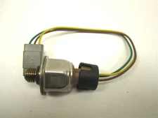 S-22387 NEW NEWSTAR INJECTION CONTROL PRESSURE SENSOR 1845536C91