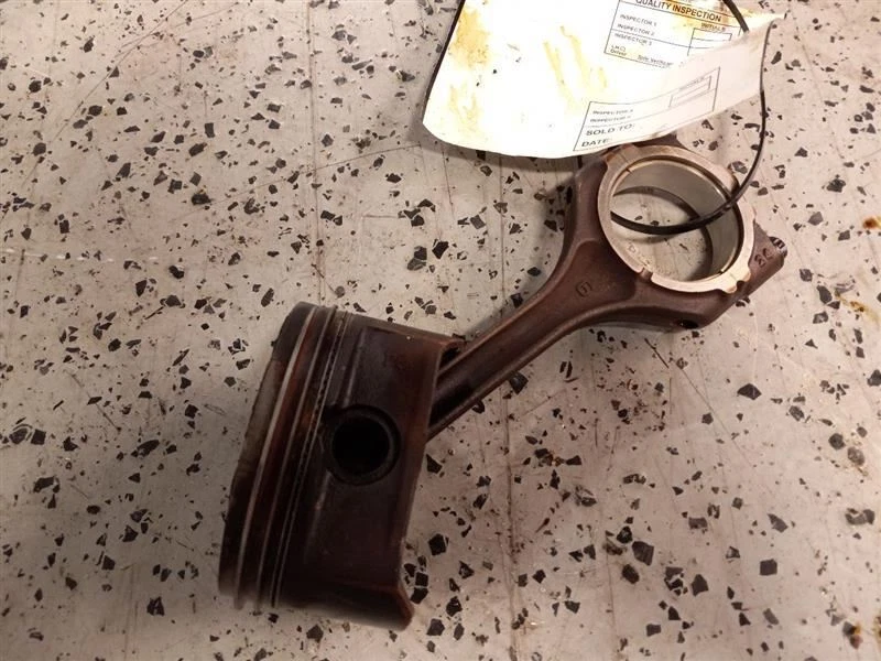 Mitsubishi Outlander 2011 tracción delantera pistón Foto 3 de 4