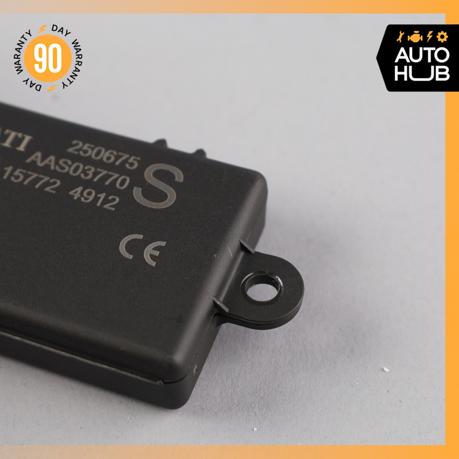 10-19 Maserati GranTurismo S M145 Volumetric Sensor Antenna Receiver Unit OEM