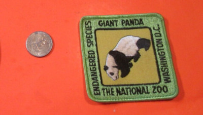 VTG ENDANGERED SPECIES GIANT PANDA THE NATIONAL ZOO WASHINGTON DC IRON ON PATCH