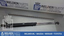 Verin de hayon / de capot Toyota STARLET