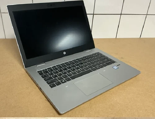 HP Probook 640 G4 i5-8250U @1.60GHz QC, MEM: 8GB, SSD :256GB, no adapter
