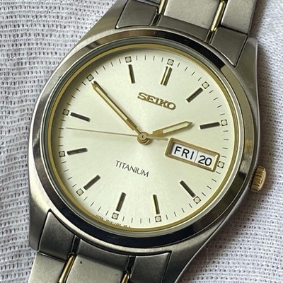 SEIKO Titanium 7N43-9100 Quartz Watch Champagne Dial Day-Date