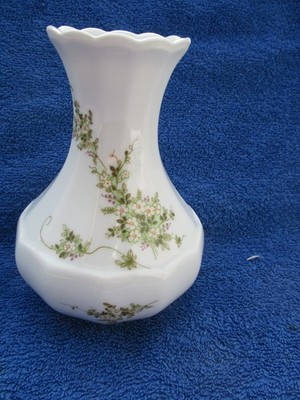 ESCHENBACH - Porzellan - VASE, Höhe 15cm - grüne Ranke II -seltenes Exemplar