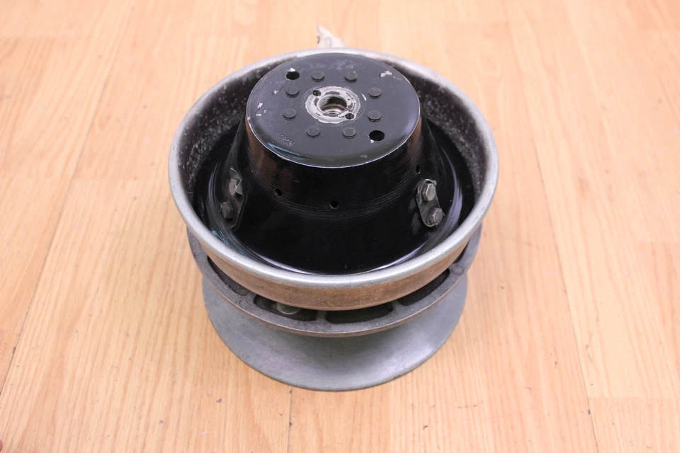 Ski-Doo Formula MX 467 1985 embrague de transmisión primaria Foto 4 de 4