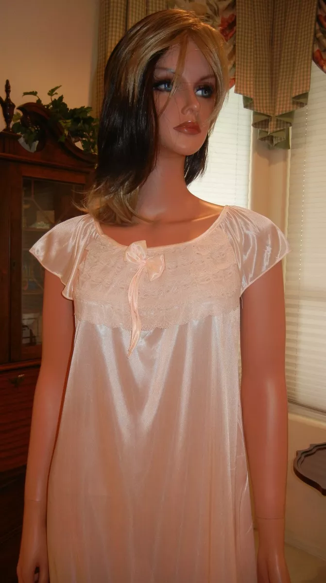 SOFT SILKY SHEER NIGHTGOWN NIGHTDRESS NIGHTWEAR SIZES MED TO XXL P320
