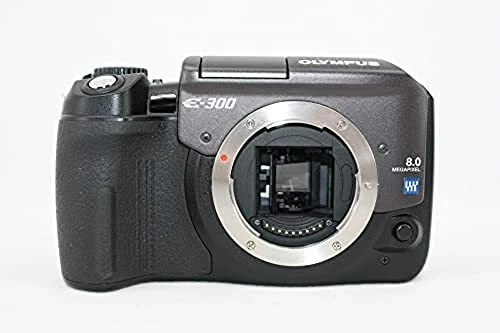 USED Olympus E-300 OLYMPUS Digital SLR Camera E-300 Body Solo