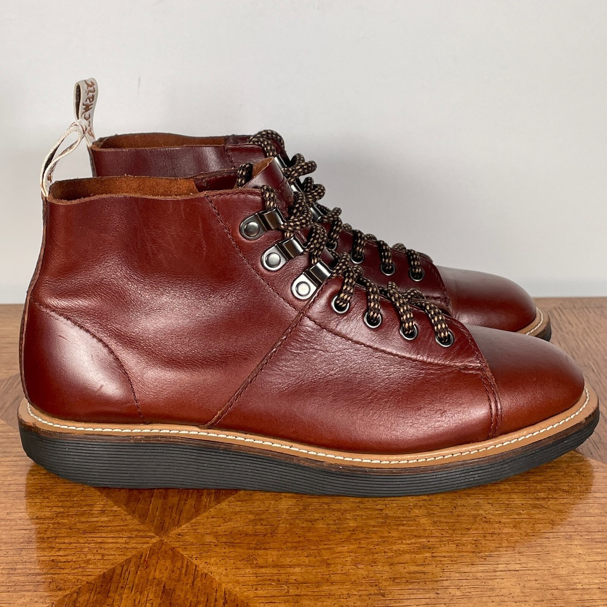 Dr Martens Lesley Chukka Boots Womens 9 Mahogany Leather Lace Up