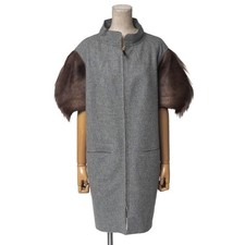 FENDI coat Size 38 Stand collar with fur trim Made in Italy Branded clothing...