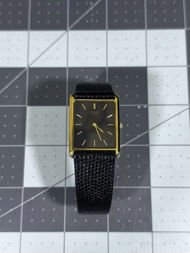 Vintage Seiko Quartz Tank Watch 5Y30-5069 – Gold Tone Case, Black Metallic Dial