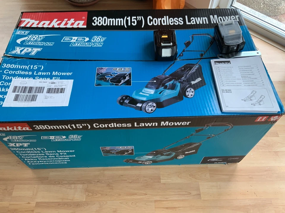 Makita DLM 382  36V Akku-Rasenmäher - 38cm zur Ersatzteilgwinnung incl. 2xAkku