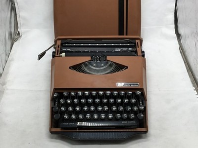 Smith-Corona Super-G Designed by Ghia 1970's Portable Typewriter Brown - TESTED 