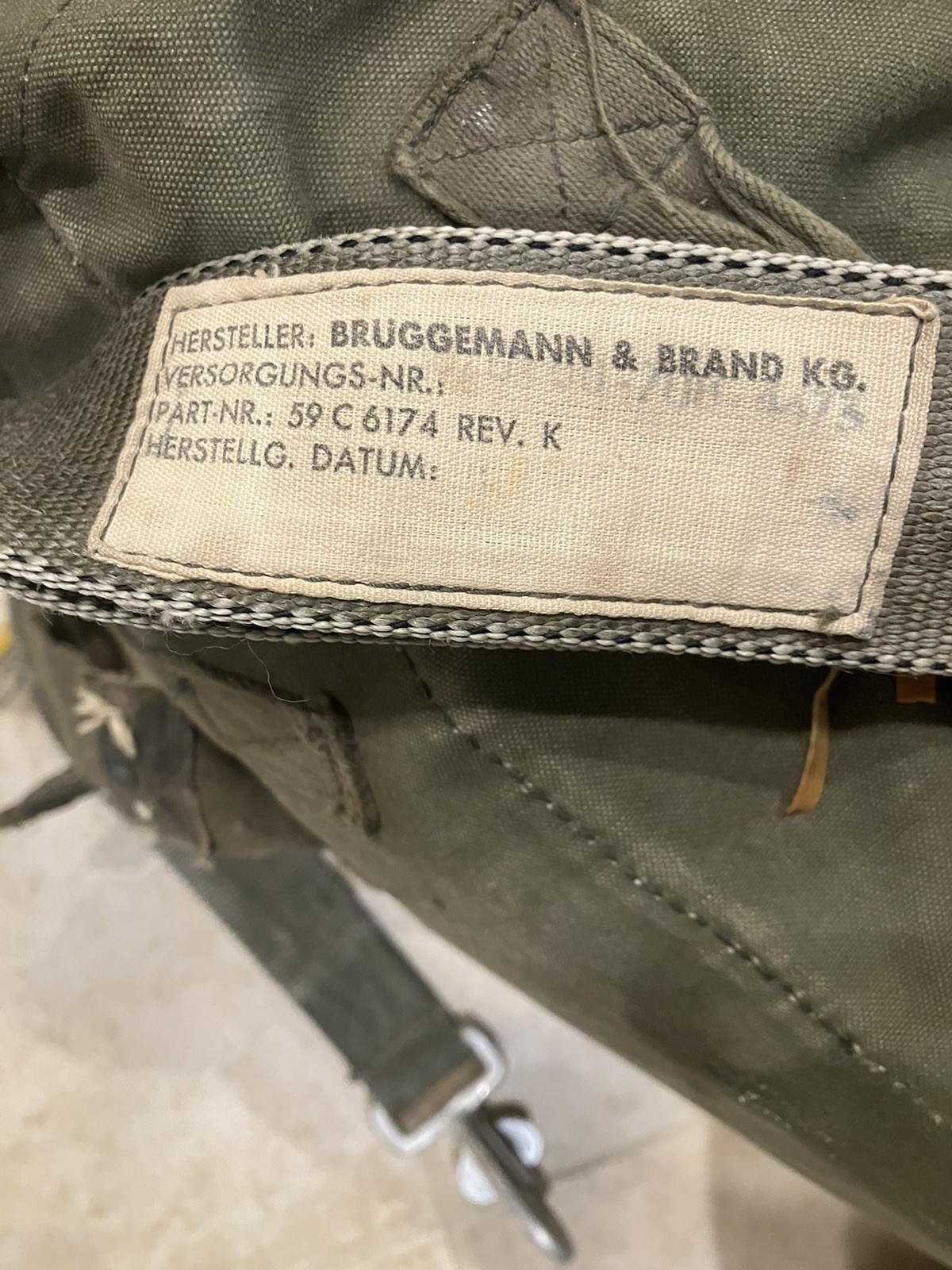 Packed US  T-10 Military Parachute 1965 Dated Rare West German fallschirmjäger