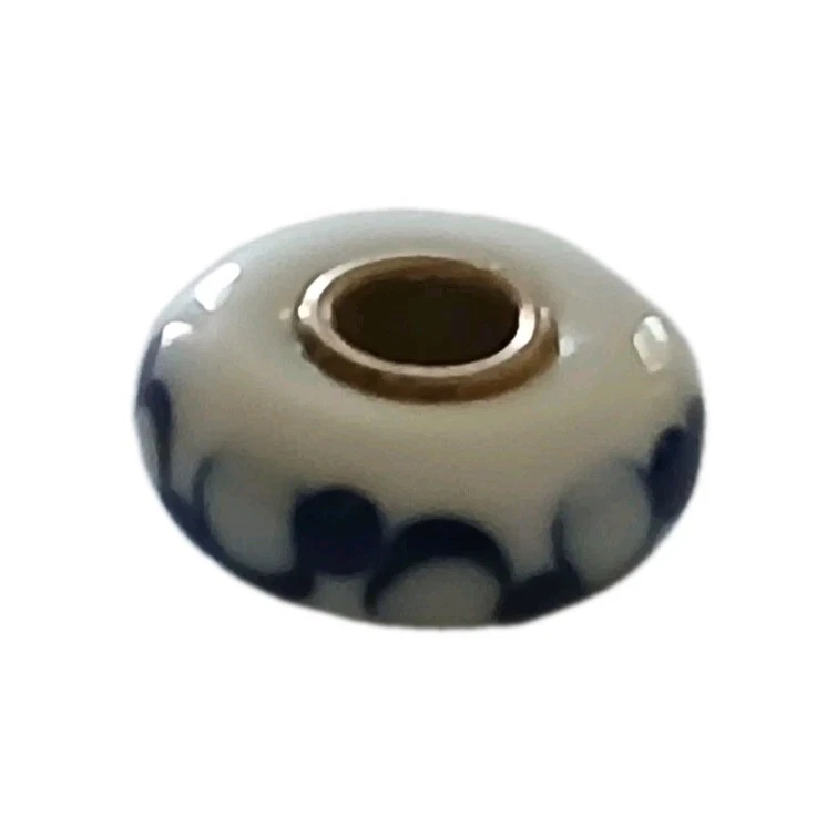 trollbead branco com design azul exclusivo  - Imagem 2 de 4