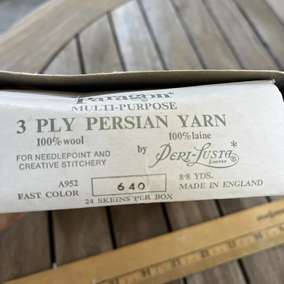 Hilo persa Needlepoint Paragon 3 capas 100 % lana lote de 16 colores A952 a prueba de polillas Foto 3 de 4