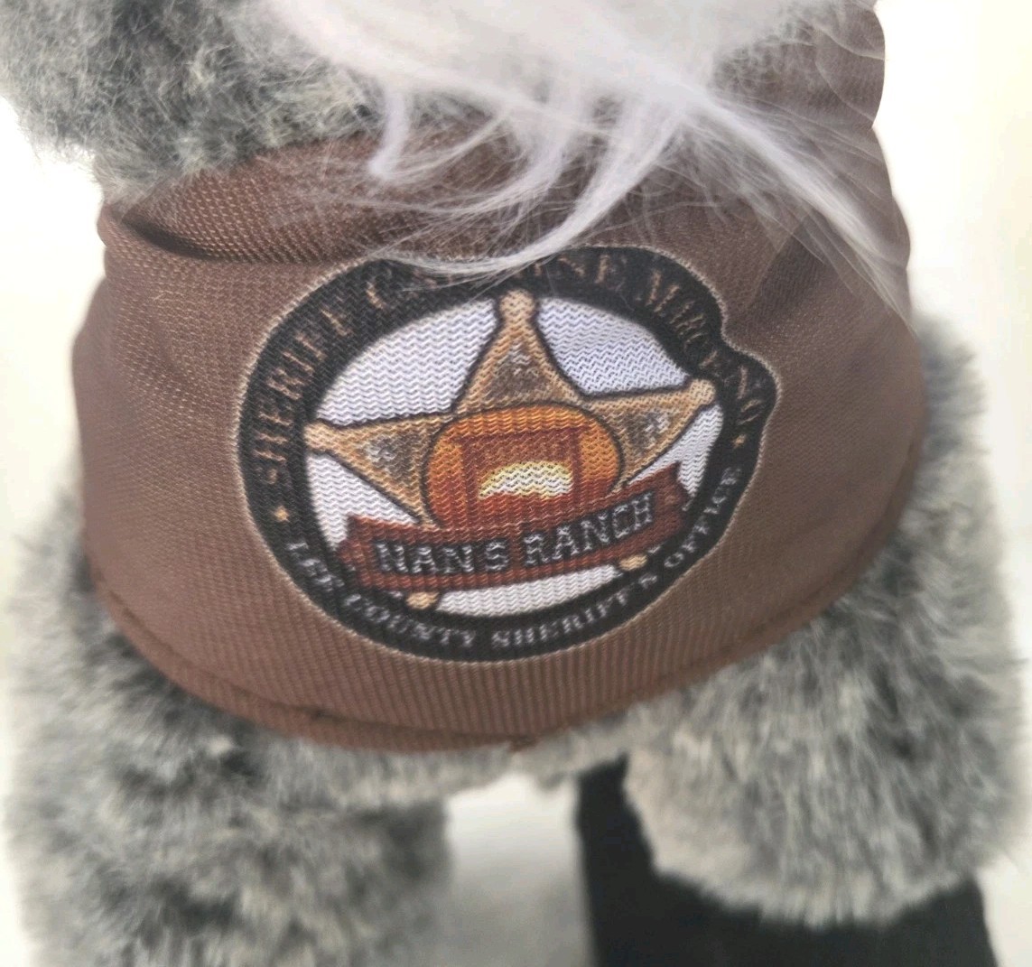 Nans Ranch Plush Goat Stuffed Toy Gray With Bandana Lee County Fl Animal Rescue thumbnail 10