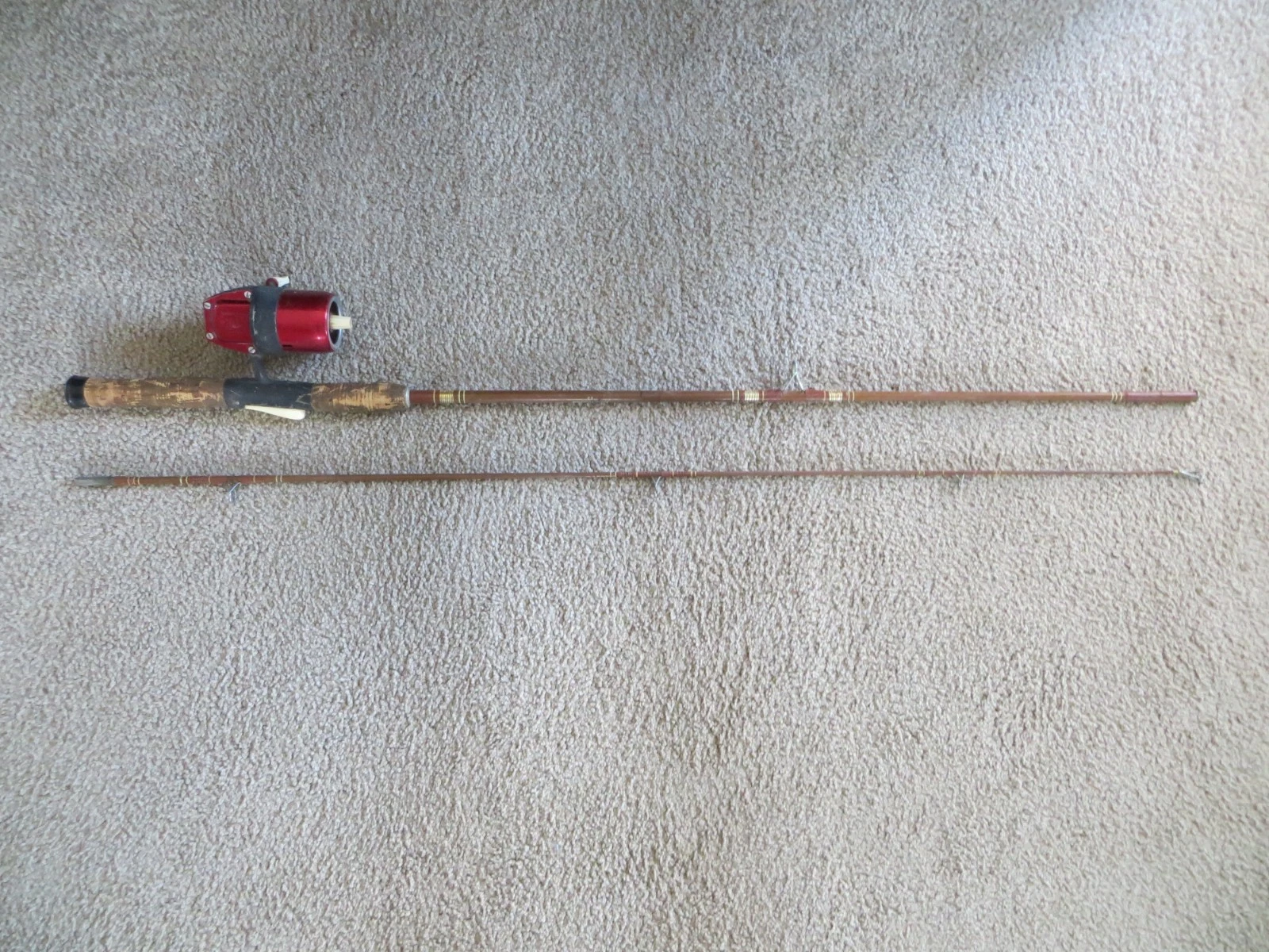 VINTAGE 1960's BRONSON 63 UNI SPIN PROFESSIONAL FISHING ROD & REEL MADE IN USA