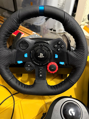 Logitech G29 Racing Wheel w/ Pedals & Shifter, Wired, for Sony PlayStation 4