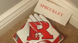 punching bag filling sawdust