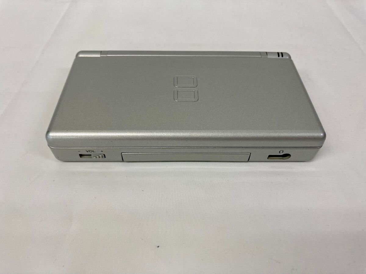 Nintendo DS Lite Silver USG-001 Game console Handheld System