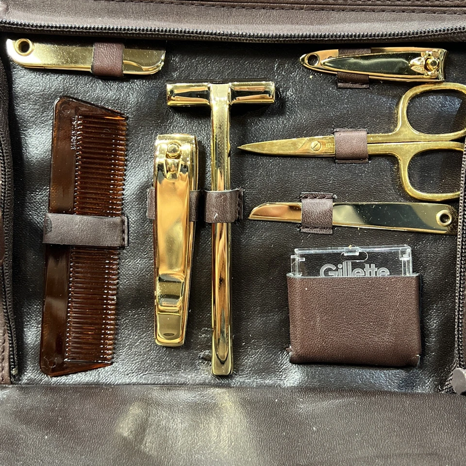 Royce New York Genuine Leather 250BR7 Toiletry Travel Grooming / Shave Kit - Image 4 of 4
