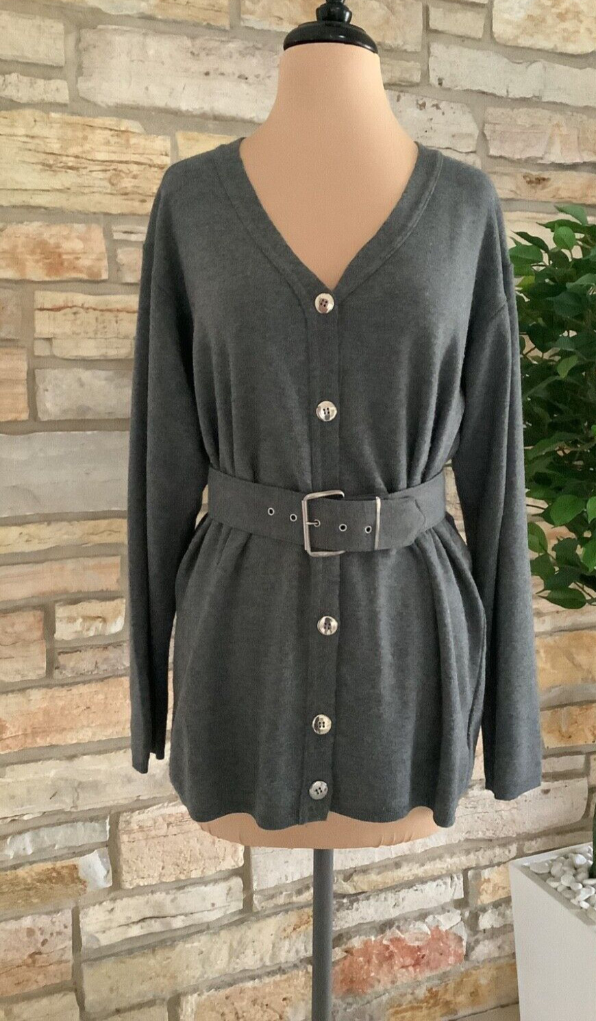 Vintage Basic Editions Long Sleeve Soft Knit Belt… - image 1