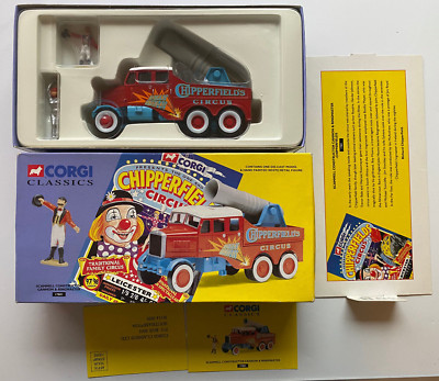 Corgi Classics 17801 Chipperfields Scammell Constructor  -  Ltd Edition 1997