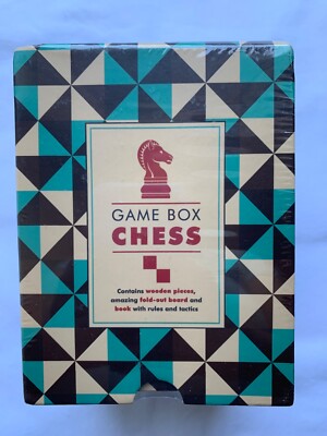 Game Box Chess Fold out Chess Board Set with Instruction Booklet New