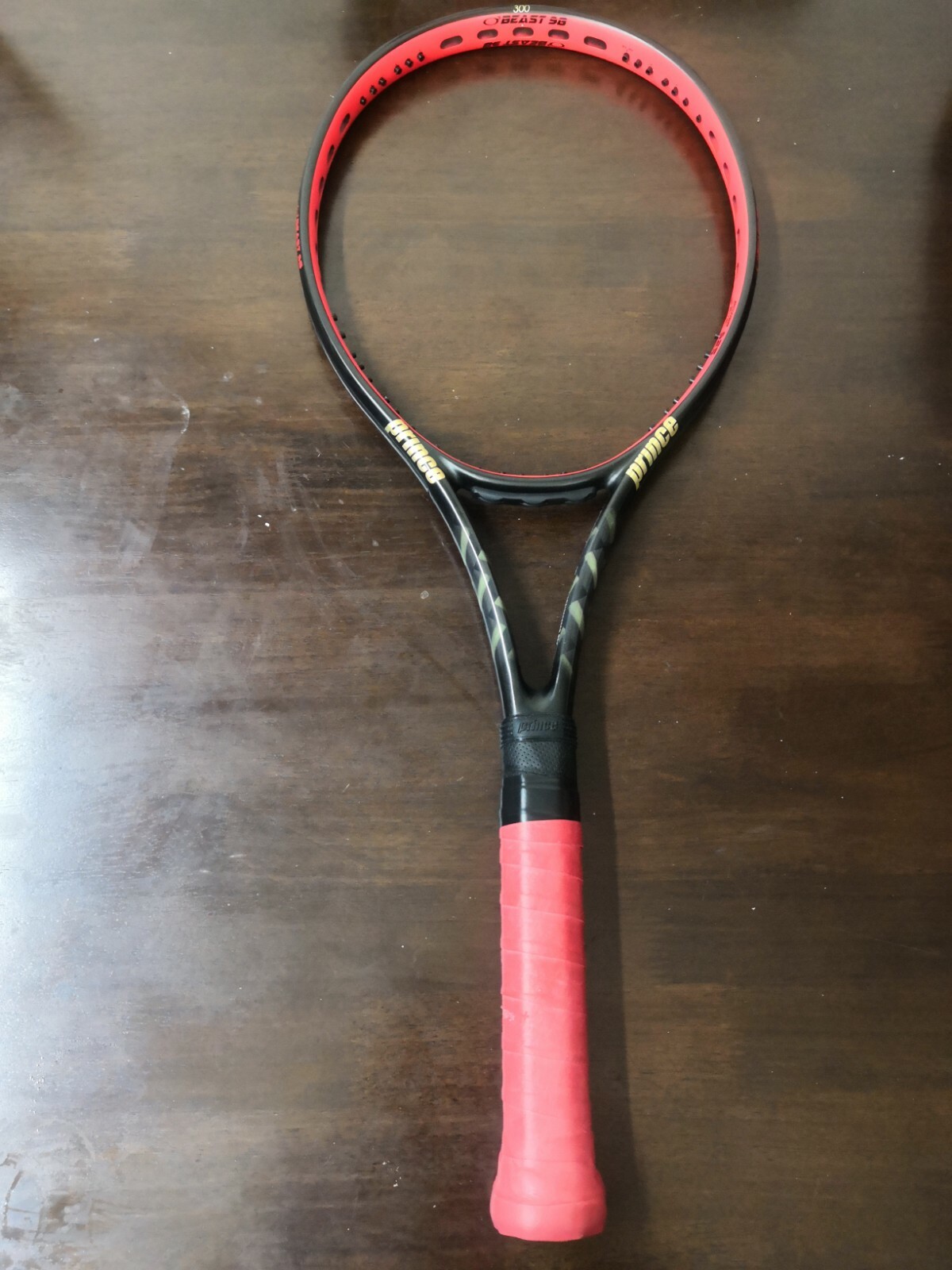 Prince textreme beast 98 head 10.6oz 16x20 head 4 1/2 grip T