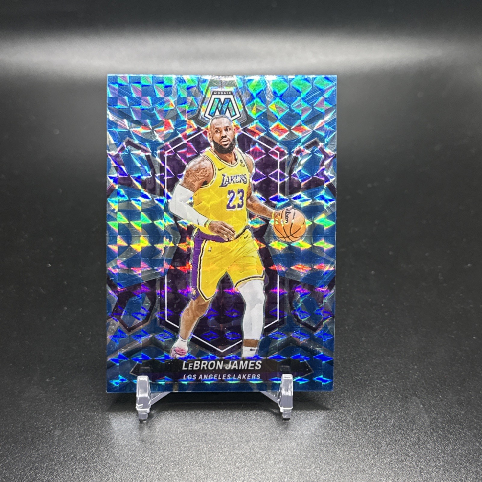 2023-24 Panini Mosaic - Reactive Blue Mosaic Prizm #92 LeBron James