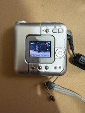 Nikon COOLPIX SQ 3.1MP Digital Camera Silver -Used 90 -100 Working s7