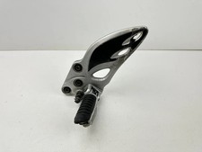 PLATINE REPOSE PIED GAUCHE SUZUKI GSX-R 1340 HAYABUSA 2008-2013