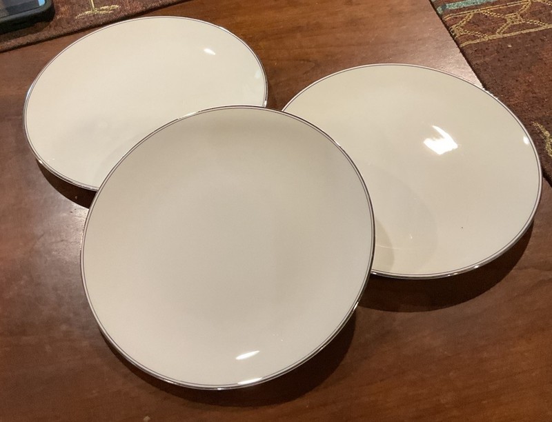 Wedgwood "DORIC" England Bone China platinum trim Set of  3 Salad Plates ~ 8 1/8