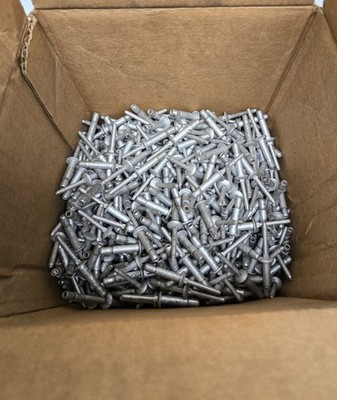 HUCK MAGNA-LOK ALUMINUM RIVETS MGLP-B8-10. BOX OF 1800.