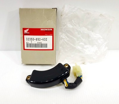Genuine Honda EM500 OEM Automatic Voltage Regulator Assy 32350-892-632 *Other*
