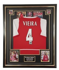 Maglia autografata firmata Patrick Vieira con cornice