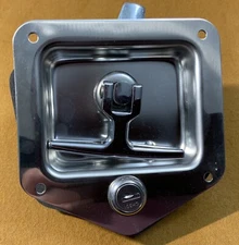 Red Hound T-Handle Stainless Steel Trailer Door Lock with Keys | Part No: 520010