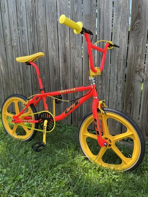 Vintage Bicycles - Gt Performer - Nelo 