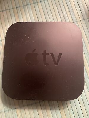 Apple TV (3rd Generation) HD Media Streamer - A1469.-- Bundle - Fully Functional