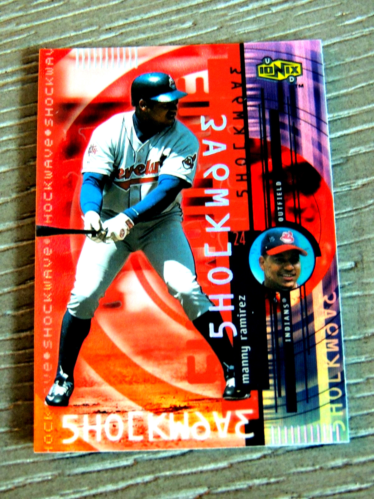 MANNY RAMIREZ 2000 UD IONIX SHOCKWAVE CARD #24     INDIANS
