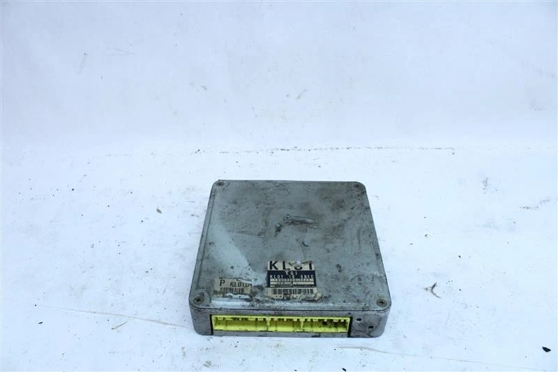 Computadora ECU ECM MAZDA 626 MX-6 1993 93 6cyl KL0118881C 1133302 Foto 2 de 4