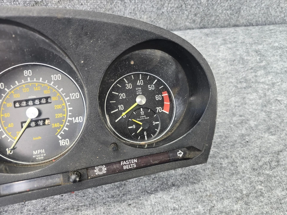 Speedometer instrument gauge cluster mercedes r107 380sl 450sl oem - Image 3 of 4