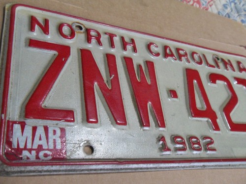 1982 NORTH CAROLINA NC STAMPED LICENSE PLATE #ZNW-421 ORIGINAL - Picture 2 of 4