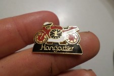 Badge pin s broche Réveil montre moto rouge  HANGARTER