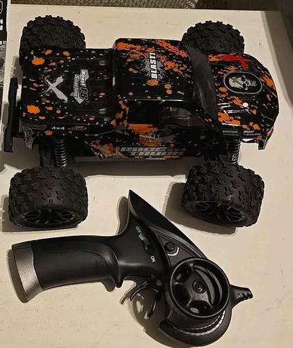 HAIBOXING 1:18 4WD Remote control Car, 4WD Monster Truck, Used Works - Picture 5 of 7