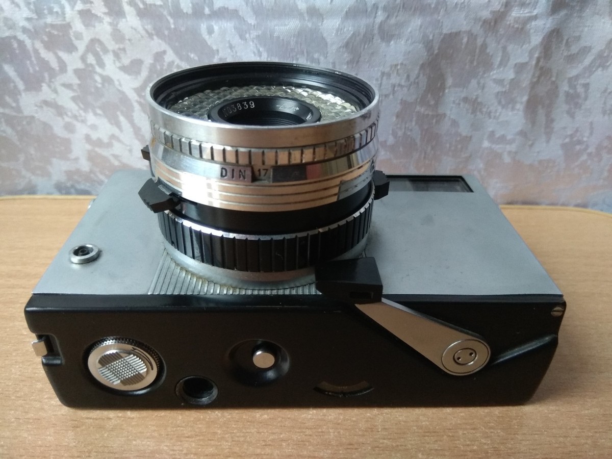 RARE RUSSIAN USSR ZORKI 10 CAMERA + INDUSTAR - 63 lens