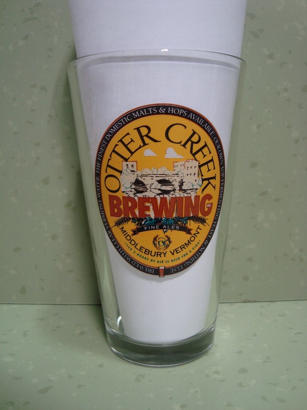Otter Creek Brewing Beer Glass  16 oz. Middlebury Vermont