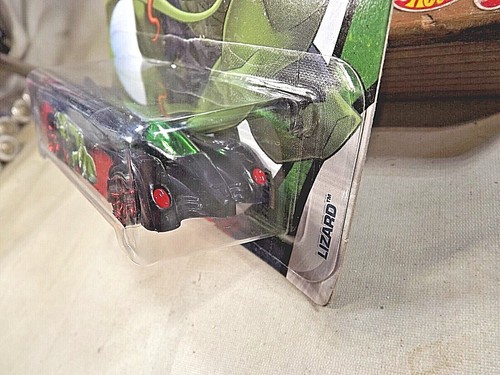 2016 Hot Wheels Marvel Ultimate Spider-Man vs Sinister 6 POWER PISTONS Black/Red - Picture 4 of 5